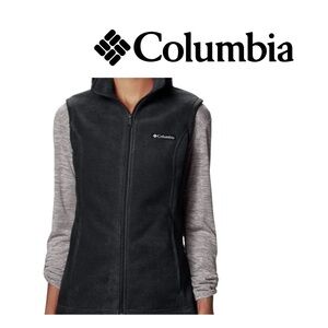 ⭐️🌟 Columbia Stylish Black Vest with Stand-Up Collar and Fitted Silhouette
